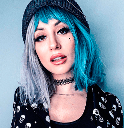 Роксанна Емері