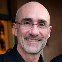 Артур К. Брукс